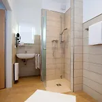 Mittelrhein Pensión 3*